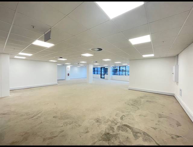 256M² OFFICE TO LET IN UMHLANGA RIDGE